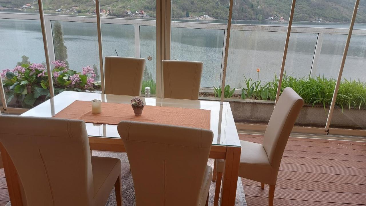 Villa Jablanica Lake ภายนอก รูปภาพ